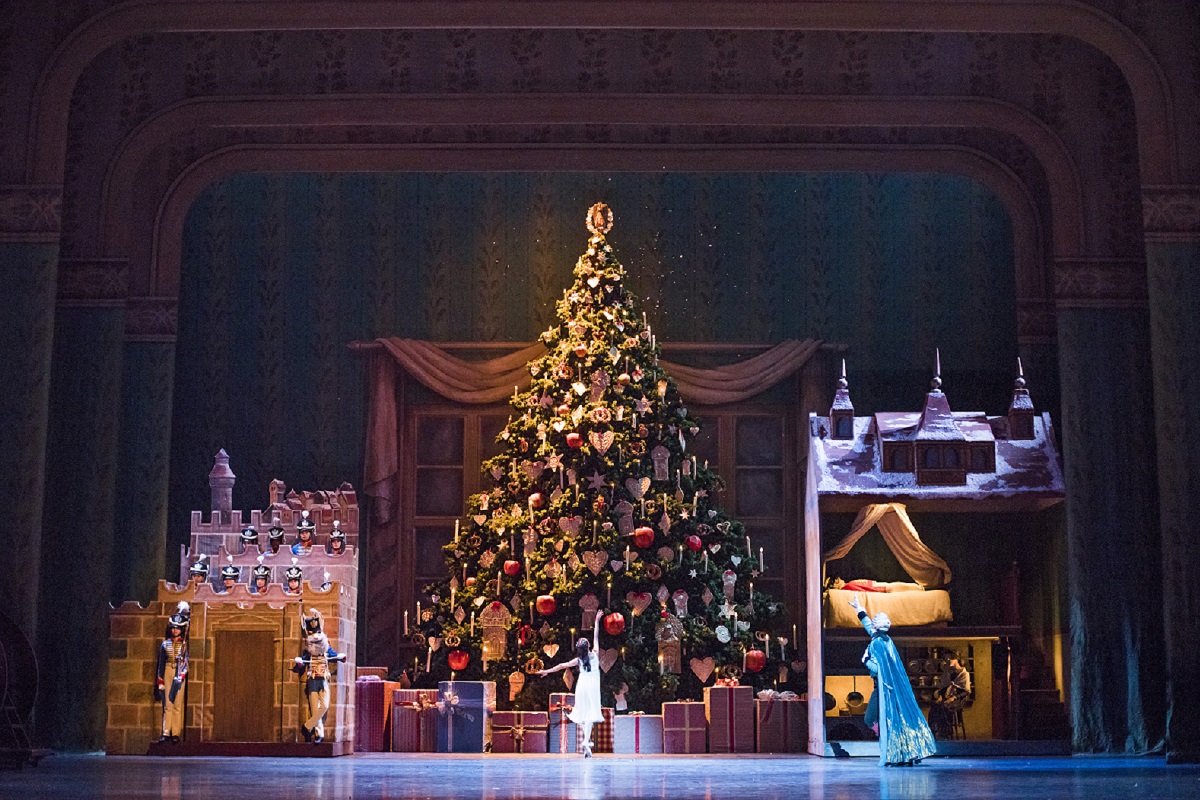 NUTCRACKER-3.jpg